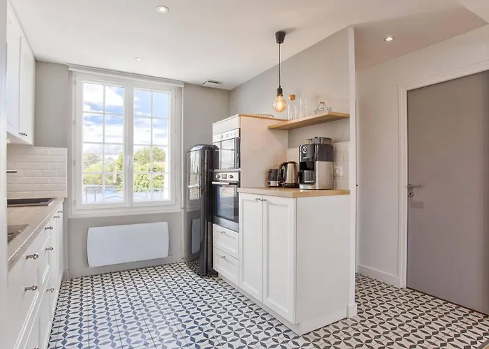 Appartement En Centre-ville De Franceville Avec Cuisine équipée - Fr-1-788-19 Merville-Franceville-Plage