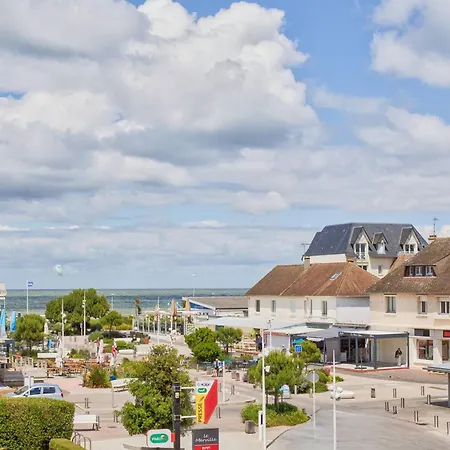 En Centre-ville De Franceville Avec Cuisine Equipee - Fr-1-788-19 Apartment Merville-Franceville-Plage